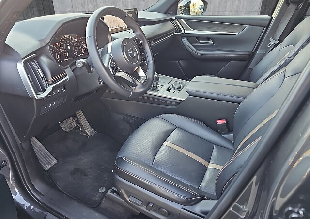 Mazda CX-60 - Kolor Machine Gray, zdjęcie 12