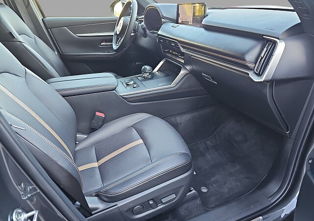 Mazda CX-60 - Kolor Machine Gray, zdjęcie 18