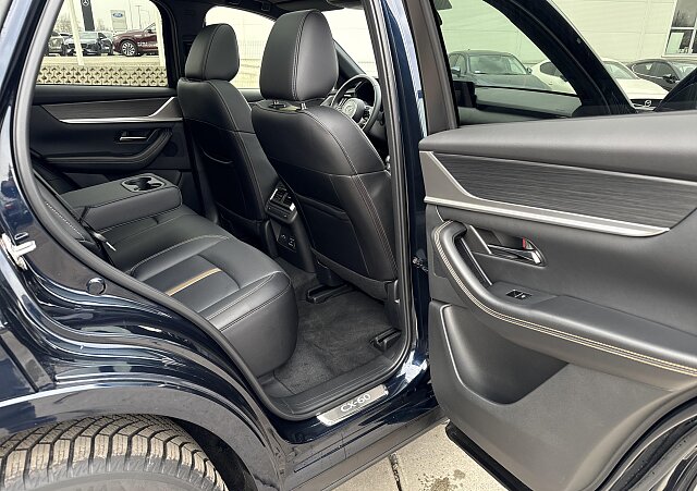 Mazda CX-60 - Kolor Deep Crystal Blue, zdjęcie 20