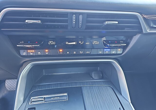 Mazda CX-60 - Kolor Machine Gray, zdjęcie 11