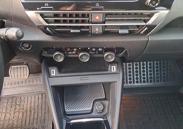 Citroën C4 - Kolor Szary, zdjęcie 17