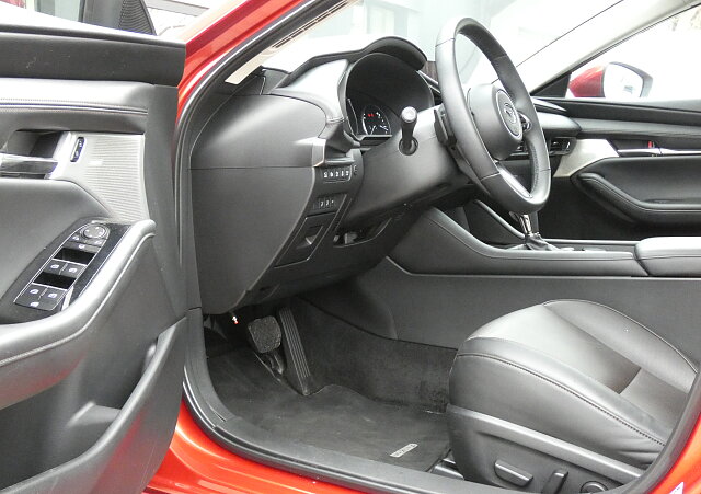 Mazda 3 - Kolor Soul Red Crystal, zdjęcie 11