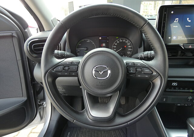 Mazda 2 Hybrid - Kolor Stormy Silver, zdjęcie 13