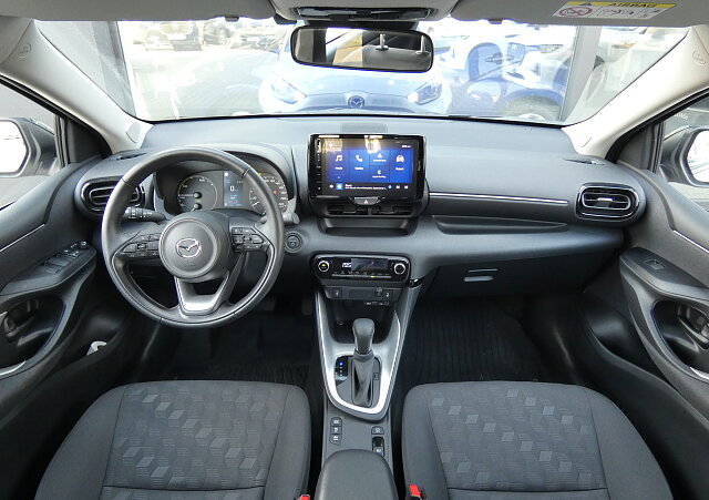 Mazda 2 Hybrid - Kolor Stormy Silver, zdjęcie 10