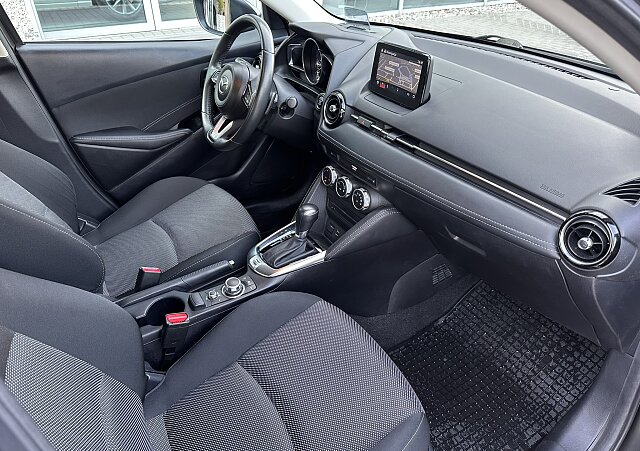 Mazda 2 - Kolor Machine Gray, zdjęcie 13