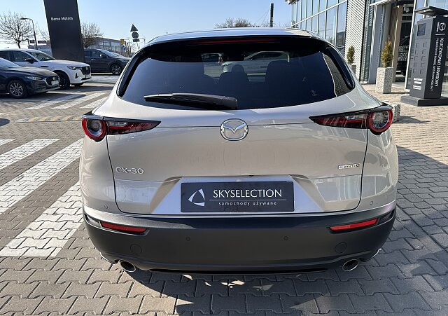 Mazda CX-30 - Kolor Platinum Quartz, zdjęcie 7