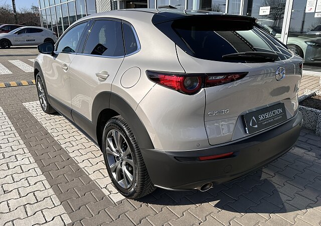 Mazda CX-30 - Kolor Platinum Quartz, zdjęcie 6