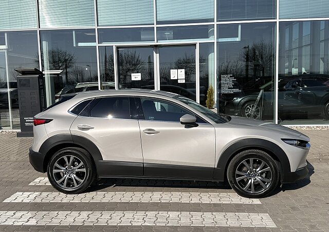 Mazda CX-30 - Kolor Platinum Quartz, zdjęcie 5