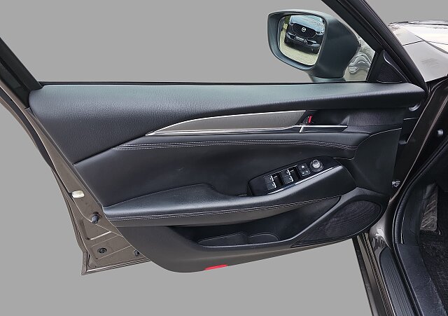 Mazda 6 - Kolor Titanium Flash, zdjęcie 11