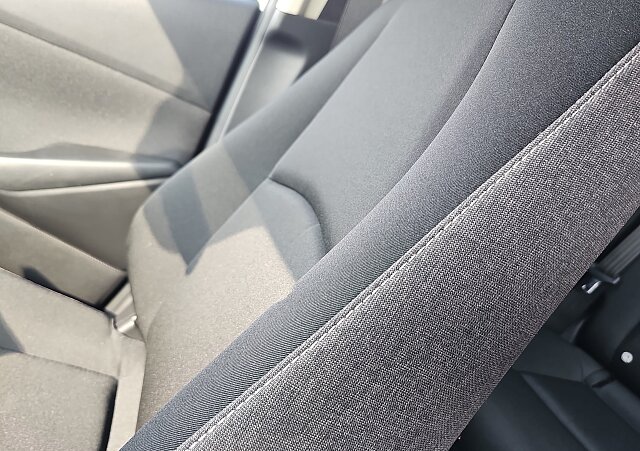 Mazda 2 - Kolor Biały, zdjęcie 23