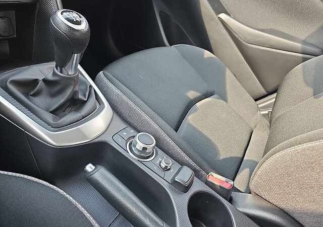 Mazda 2 - Kolor Biały, zdjęcie 24