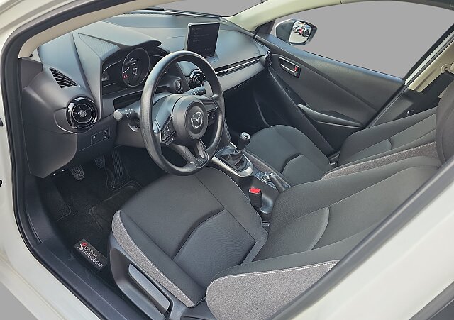 Mazda 2 - Kolor Biały, zdjęcie 22