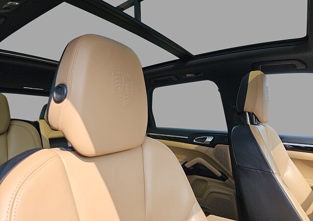 Porsche Cayenne - Kolor Czarny, zdjęcie 9