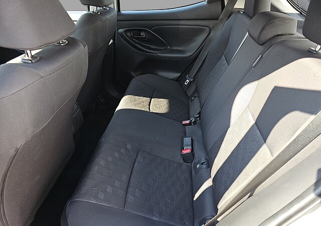 Mazda 2 Hybrid - Kolor Stormy Silver, zdjęcie 26