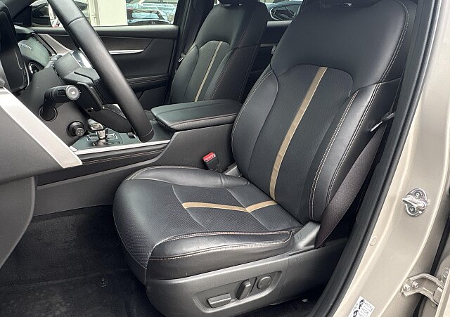 Mazda CX-60 - Kolor Platinum Quartz, zdjęcie 13