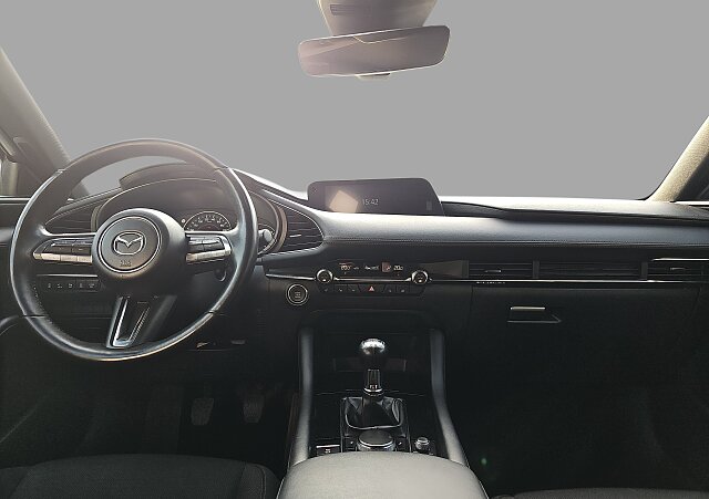 Mazda 3 - Kolor Snowflake White Pearl, zdjęcie 9