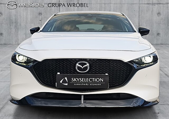 Mazda 3 - Kolor Snowflake White Pearl, zdjęcie 2