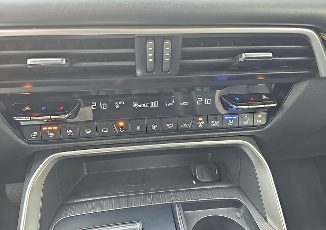 Mazda CX-80 - Kolor Artisan Red, zdjęcie 7