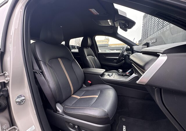 Mazda CX-60 - Kolor Platinum Quartz, zdjęcie 25