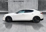 Mazda 3 - Kolor Snowflake White Pearl, zdjęcie 8