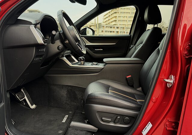 Mazda CX-60 - Kolor Czerwony, zdjęcie 7