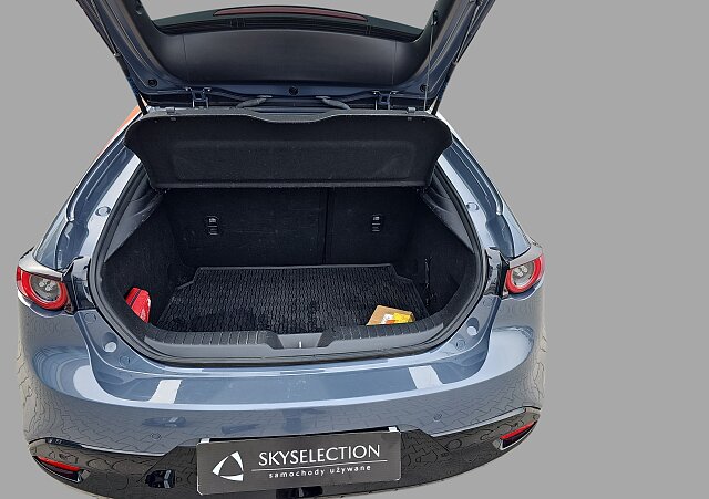 Mazda 3 - Kolor Polymetal Gray, zdjęcie 15