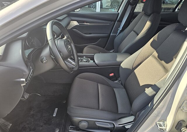 Mazda 3 - Kolor Platinum Quartz, zdjęcie 11