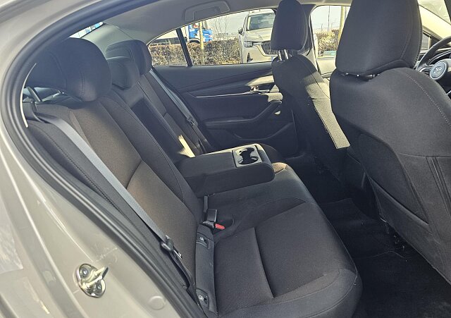 Mazda 3 - Kolor Platinum Quartz, zdjęcie 14