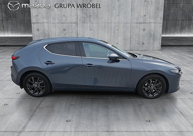 Mazda 3 - Kolor Polymetal Gray, zdjęcie 4