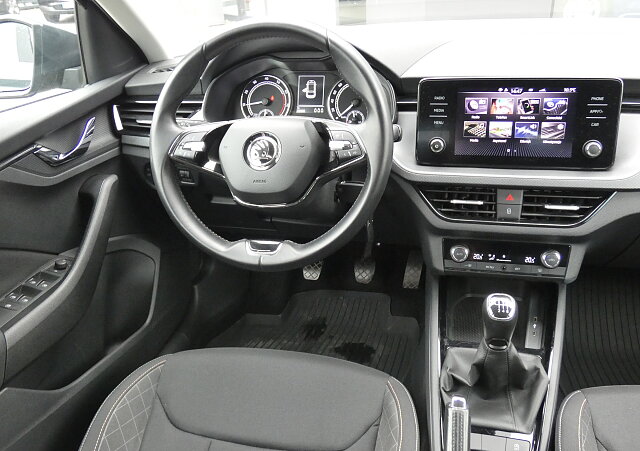 Skoda Scala - Kolor Szary, zdjęcie 8