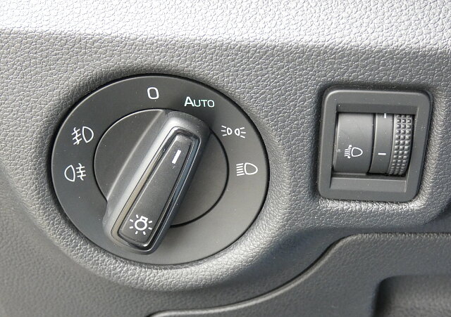 Skoda Scala - Kolor Szary, zdjęcie 12