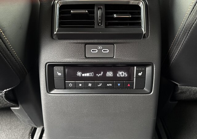 Mazda CX-80 - Kolor Melting Copper, zdjęcie 21