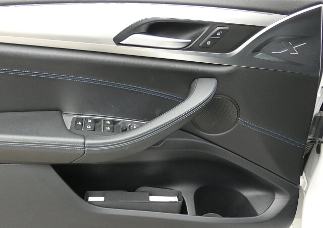 BMW X3 - Kolor Biały, zdjęcie 17