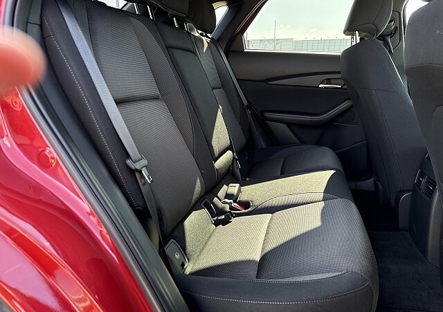 Mazda CX-30 - Kolor Soul Red Crystal, zdjęcie 24