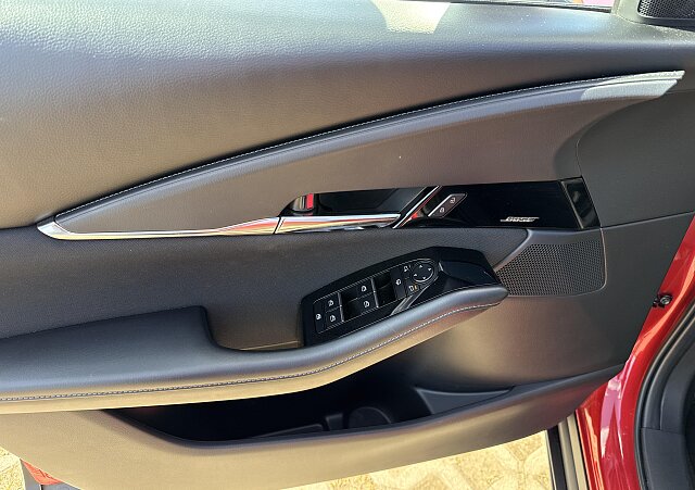 Mazda CX-30 - Kolor Soul Red Crystal, zdjęcie 5