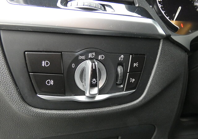 BMW X3 - Kolor Biały, zdjęcie 8