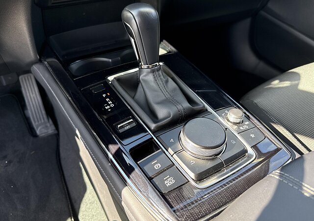 Mazda CX-30 - Kolor Soul Red Crystal, zdjęcie 10