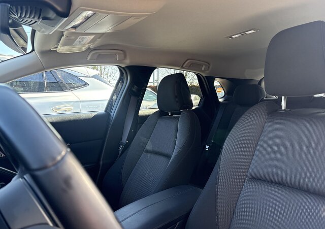 Mazda CX-30 - Kolor Deep Crystal Blue, zdjęcie 20