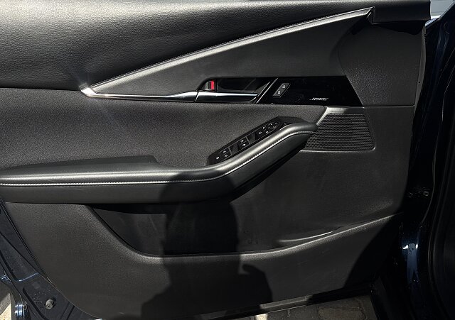 Mazda CX-30 - Kolor Deep Crystal Blue, zdjęcie 21