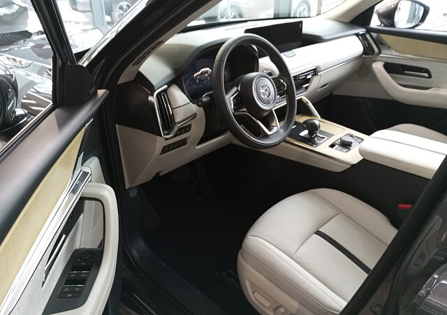 Mazda CX-60 - Kolor Machine Gray, zdjęcie 2