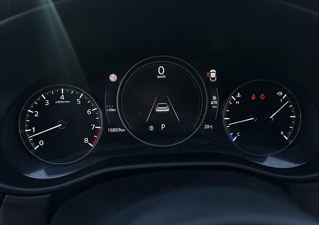 Mazda CX-30 - Kolor Machine Gray, zdjęcie 14