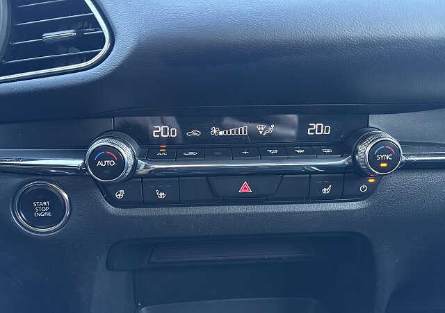 Mazda CX-30 - Kolor Machine Gray, zdjęcie 26