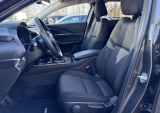 Mazda CX-30 - Kolor Machine Gray, zdjęcie 6