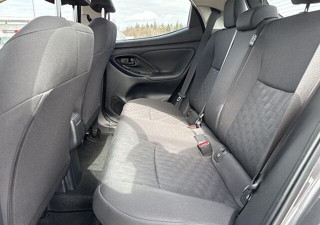 Mazda 2 - Kolor Lead Grey, zdjęcie 17