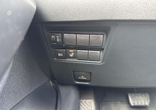 Mazda 2 - Kolor Lead Grey, zdjęcie 15