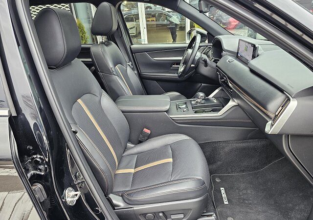 Mazda CX-80 - Kolor Jet Black, zdjęcie 12