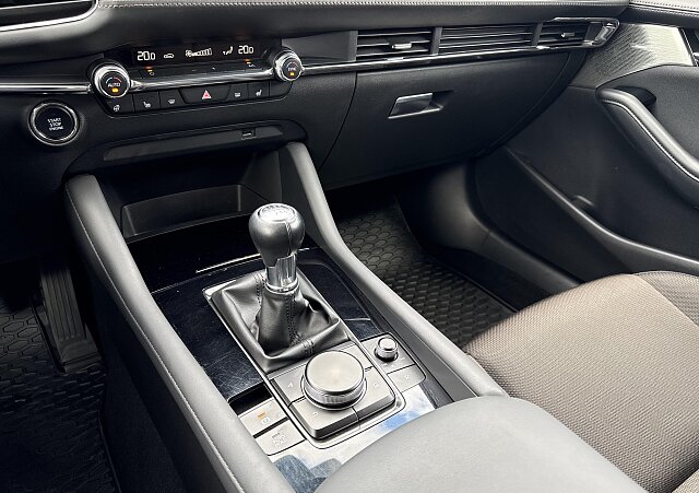 Mazda 3 - Kolor Machine Gray, zdjęcie 12