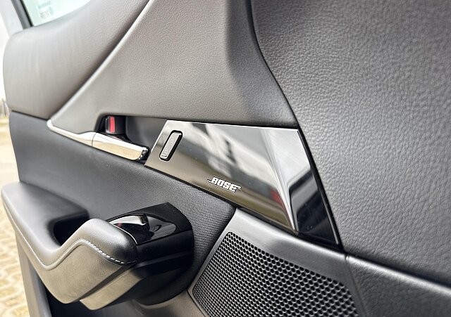 Mazda CX-30 - Kolor Ceramic Metalic, zdjęcie 19