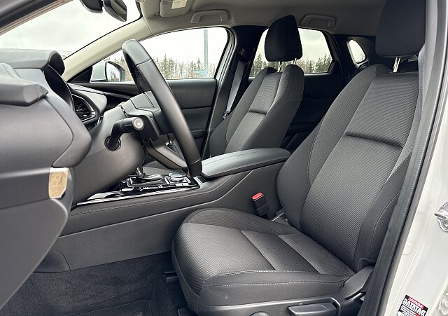 Mazda CX-30 - Kolor Ceramic Metalic, zdjęcie 7