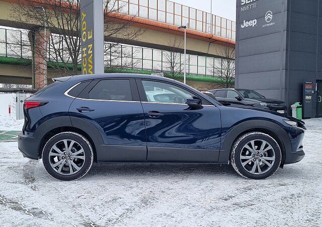 Mazda CX-30 - Kolor Deep Crystal Blue, zdjęcie 5